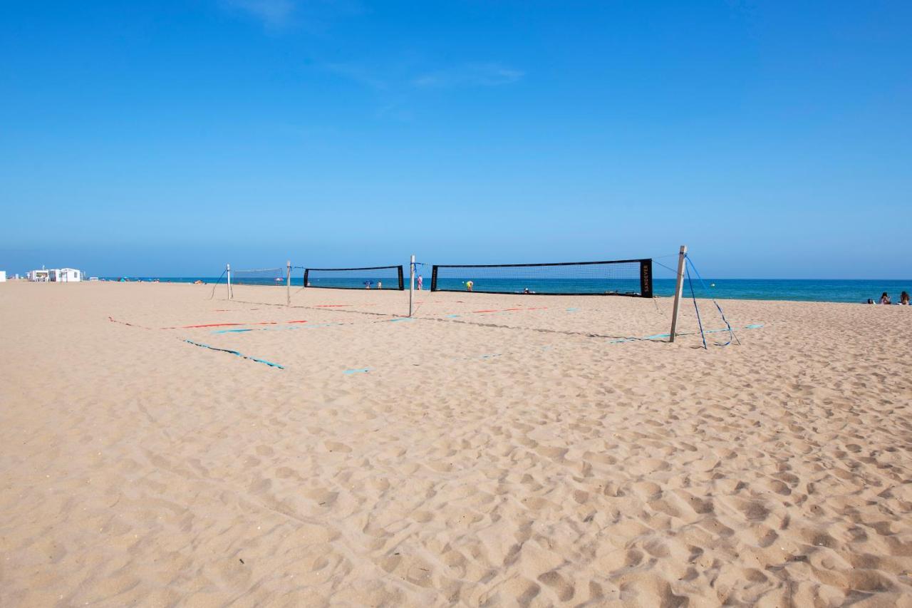 Apartamentos Marplana Castelldefels Dış mekan fotoğraf
