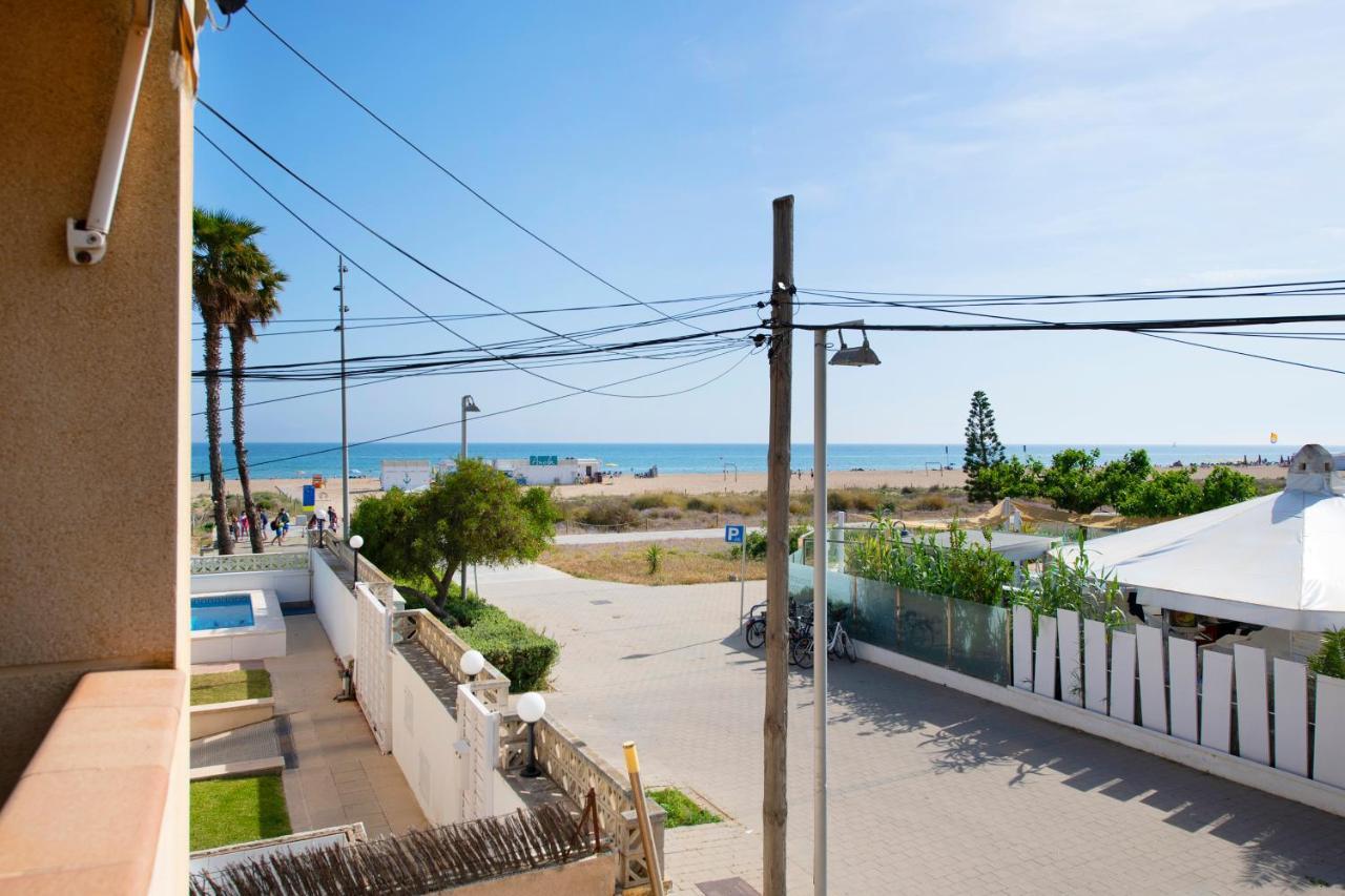 Apartamentos Marplana Castelldefels Dış mekan fotoğraf