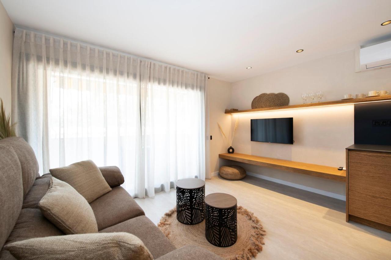 Apartamentos Marplana Castelldefels Dış mekan fotoğraf