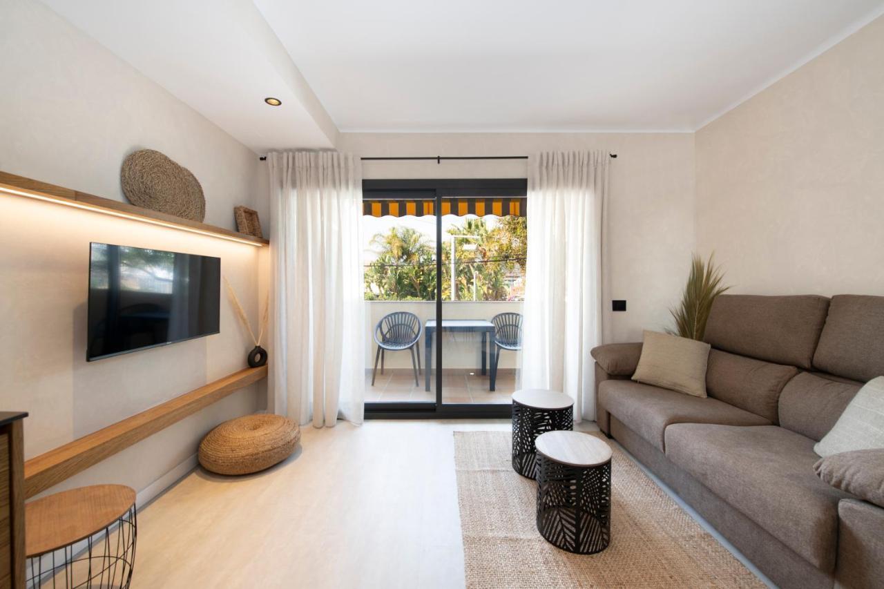Apartamentos Marplana Castelldefels Dış mekan fotoğraf
