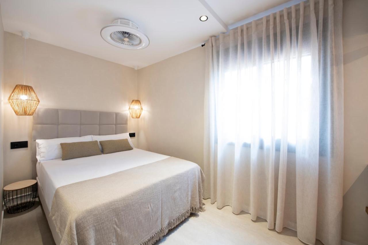 Apartamentos Marplana Castelldefels Dış mekan fotoğraf