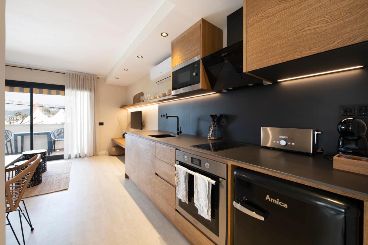 Apartamentos Marplana Castelldefels Dış mekan fotoğraf